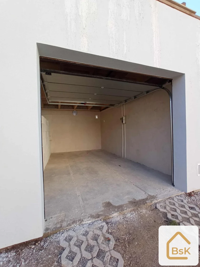 Pronájem garáže 18 m², Jablonec nad Nisou - Mšeno nad Nisou