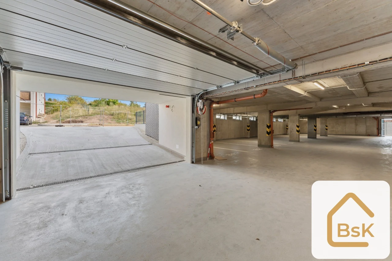 56a089027ef26a5a82fd06c001bf7572