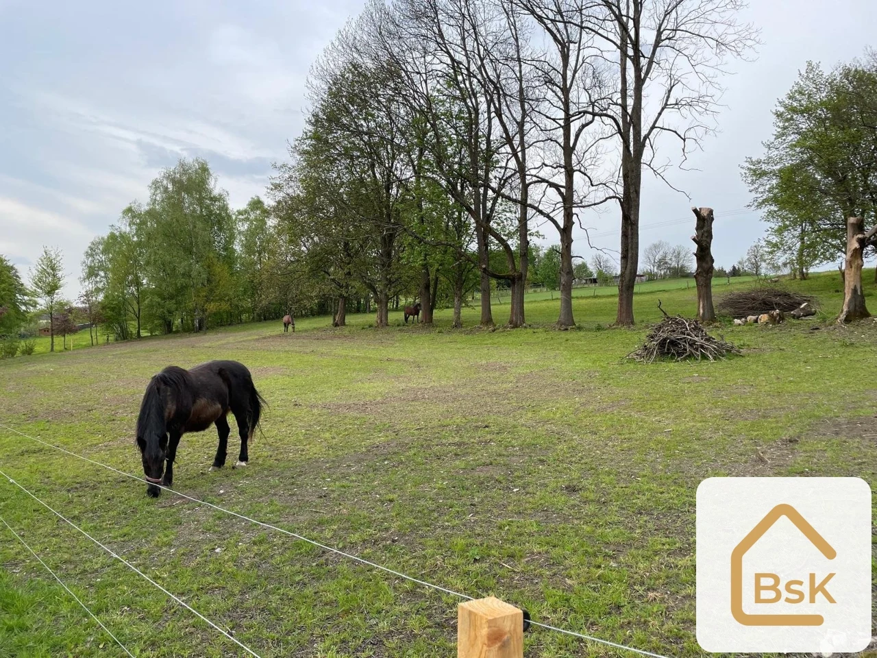da9ef2b650306171af15fa22e64a7a17
