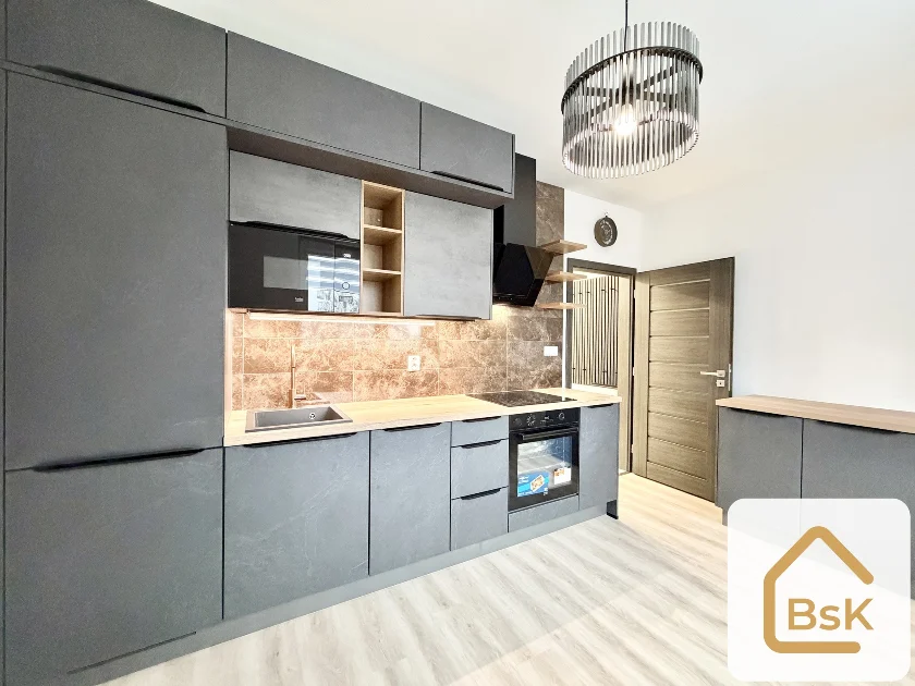 Pronájem bytu 2+kk 43 m², Jablonec nad Nisou - Mšeno