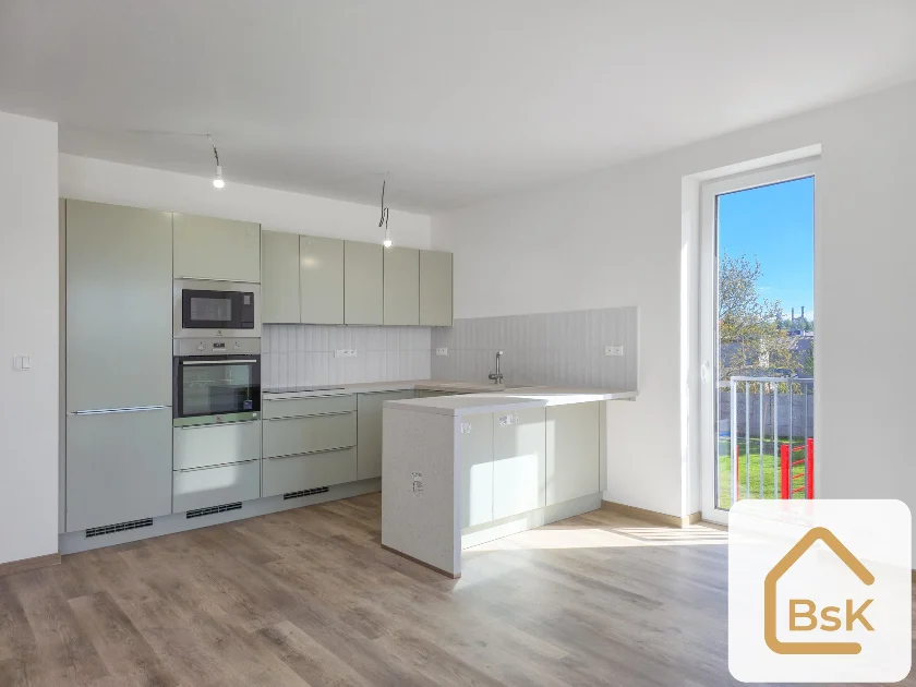 Podnájem bytu 2+kk 65 m² se dvěma balkony, Český Brod