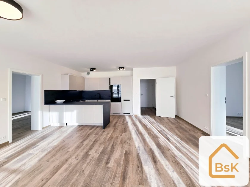 Podnájem bytu 3+kk se dvěma balkony, 102 m², s garáží, Český Brod