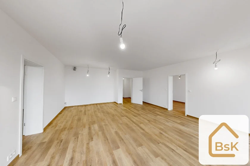 Podnájem bytu 3+kk se dvěma balkony, 102 m², s garáží, Český Brod