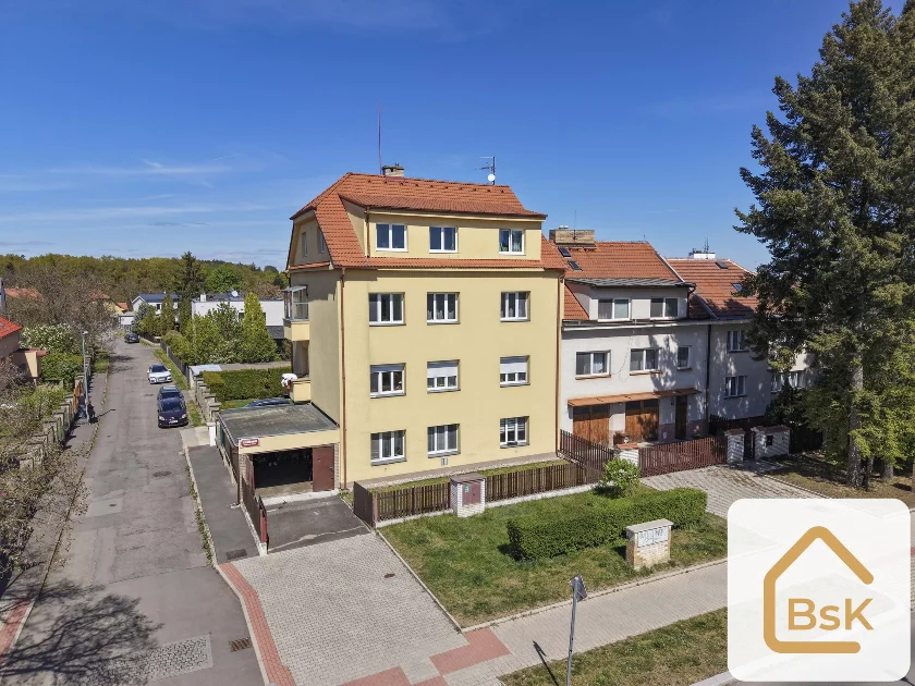 Prodej bytu 3+kk ,105 m² s balkonem, zahradou - Dunajevského, Praha - Kunratice
