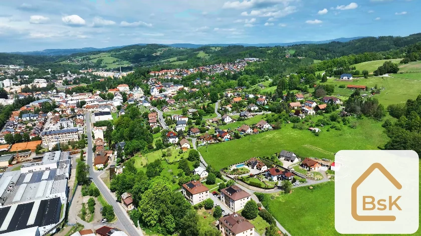 Prodej stavebního pozemku 2 507 m², Semily