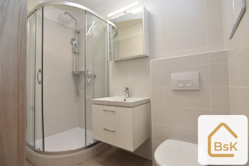 Pronájem bytu 1+1 30 m², Liberec III-Jeřáb
