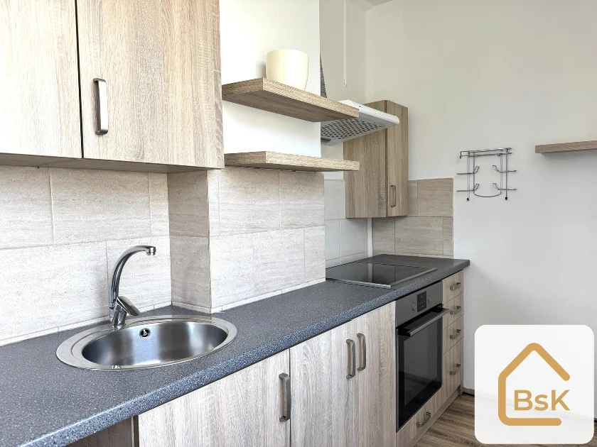 Pronájem bytu 2+1 56 m², Železný Brod