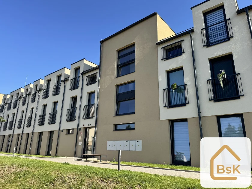 Pronájem vybaveného bytu 2+kk, 27 m², Český Brod