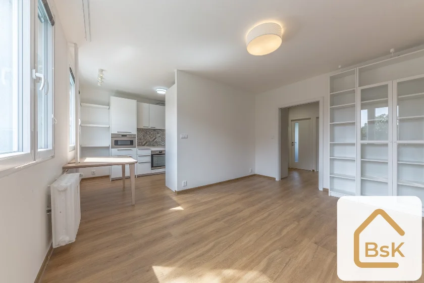 Pronájem bytu 3+kk 53 m², Praha - Prosek