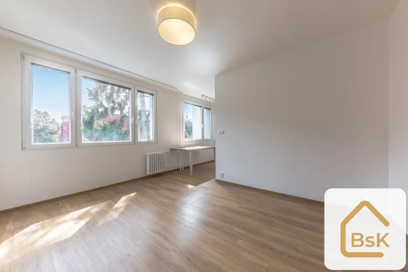 Pronájem bytu 3+kk 53 m², Praha - Prosek